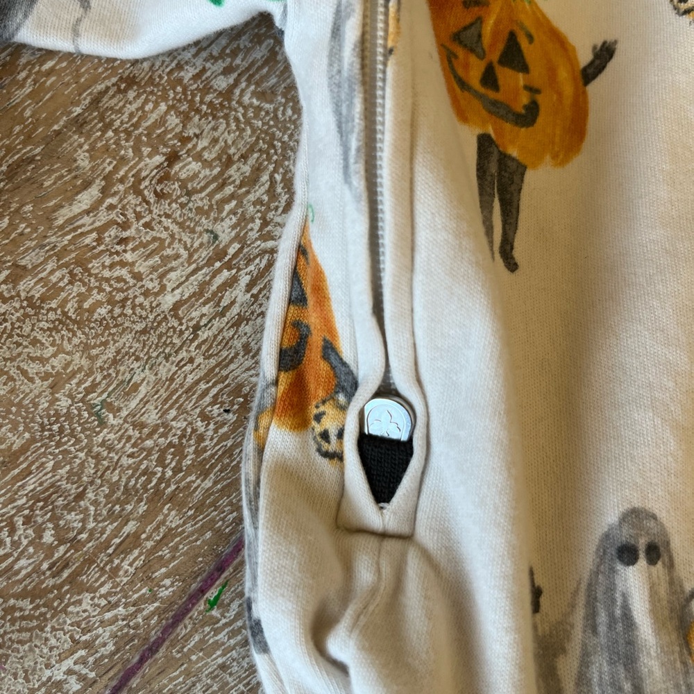 Burt’s Bees | Halloween Footie Pajamas - Picture 6 of 11